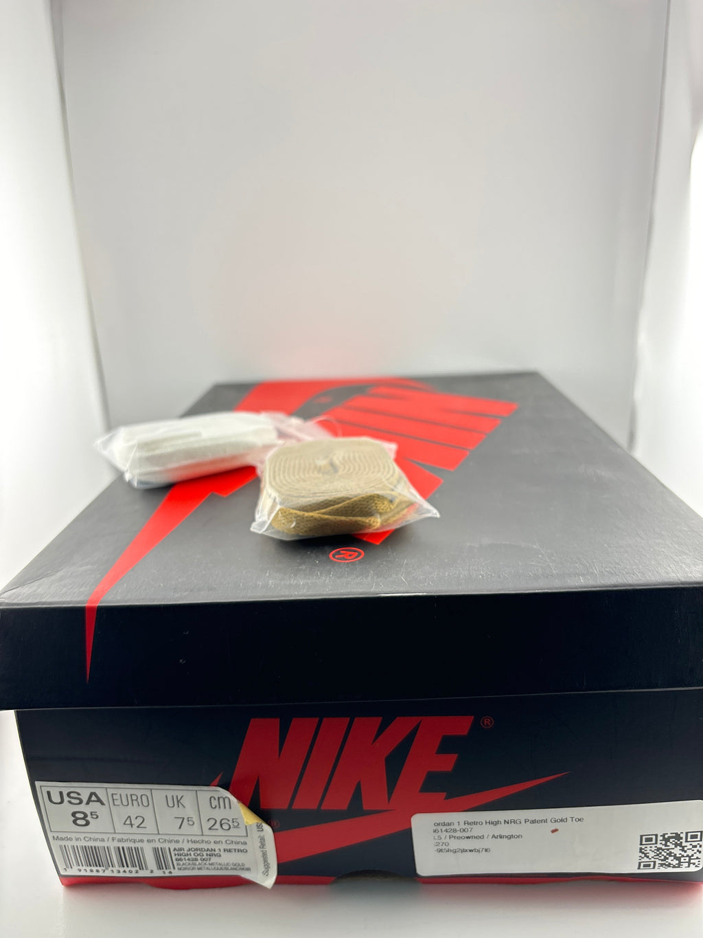 Jordan 1 Retro High Gold Top 3