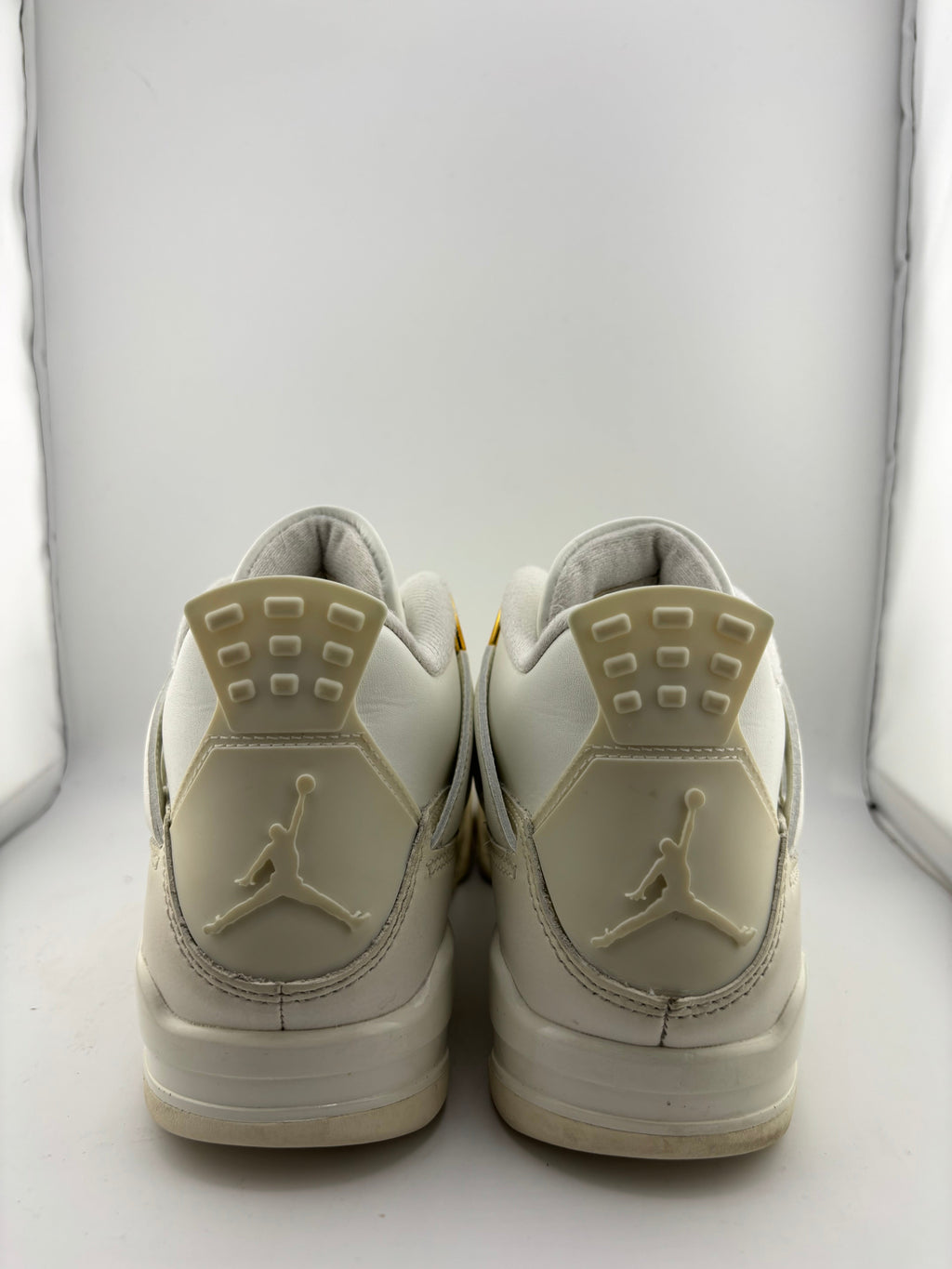 Jordan 4 Retro Metallic Gold (Women's)