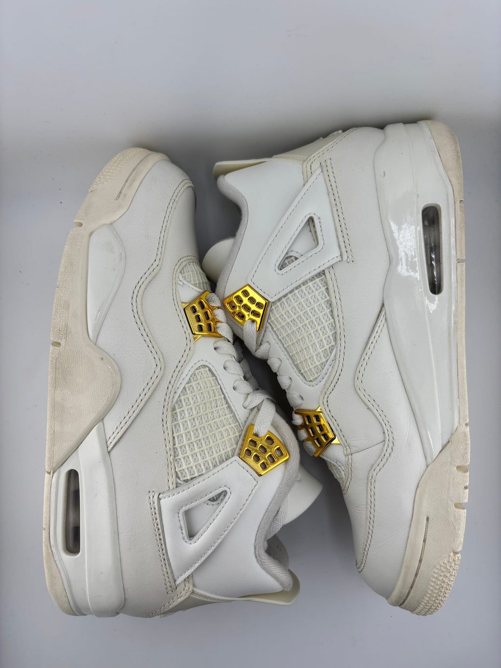 Jordan 4 Retro Metallic Gold (Women's)