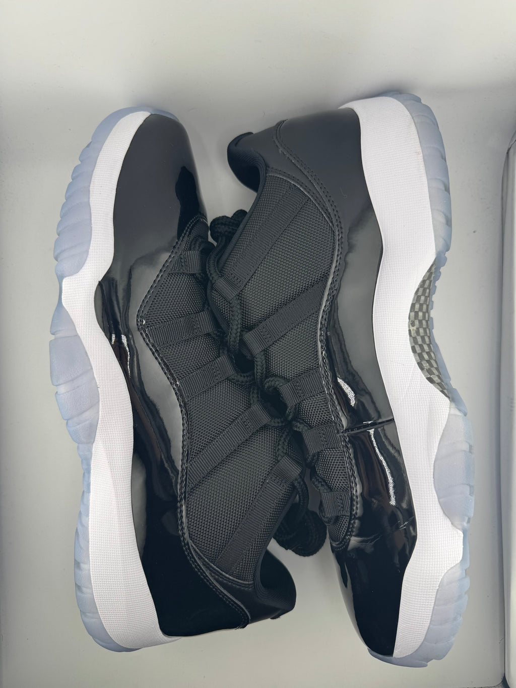Jordan 11 Retro Low Space Jam